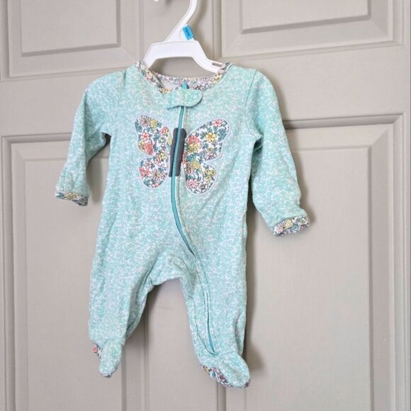 5/$10 Carter's Newborn Baby Girl Floral Sleeper - Picture 1 of 4